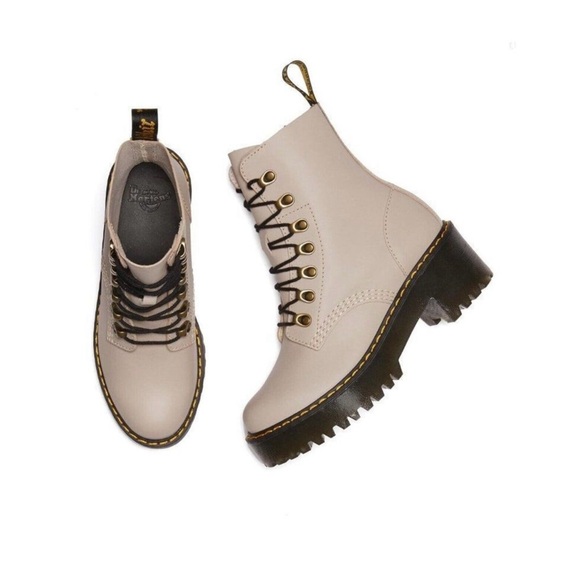 Dr Martens LEONA WOMEN'S SENDAL
LEATHER HEELED BOOTS - Picture 2 of 10